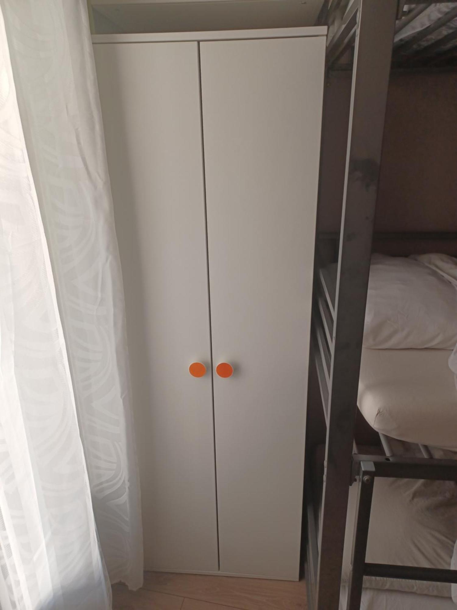 Logement Chambre Seul En Supplement Ou Dortoir Mixte Roquemaure  Quarto foto